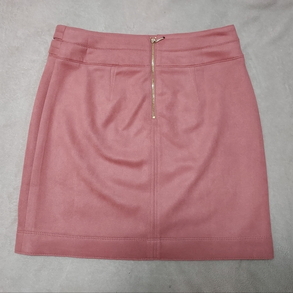 White house black market pink suede skirt - Picture 2 of 5